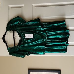 Blue B size Large 2pc green metallic ruffle top short set